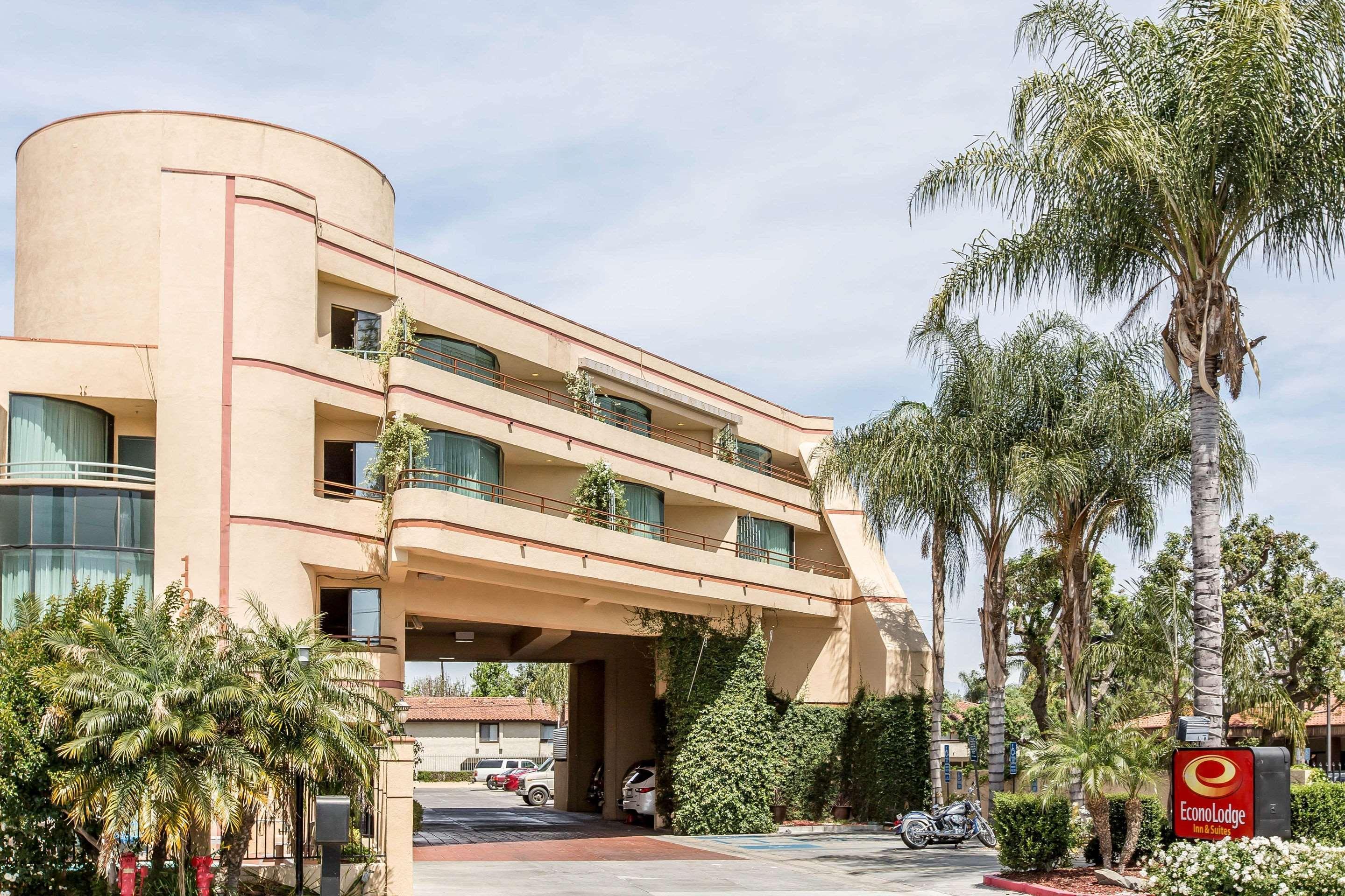 Econo Lodge Inn & Suites Riverside - Corona Eksteriør bilde